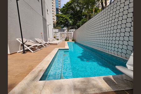 Studio para alugar com 27m², 1 quarto e sem vaga Studio para alugar com 27m², 1 quarto e sem vagaÁrea comum - Piscina