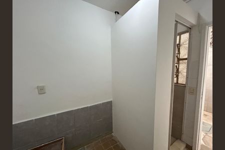 Casa à venda com 153m², 4 quartos e 1 vagaQuarto de Serviço