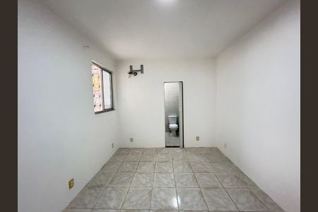 Casa à venda com 153m², 4 quartos e 1 vagaSuíte 2