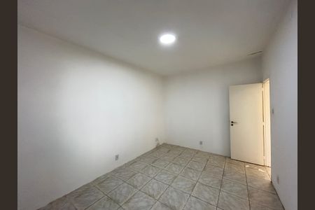 Casa à venda com 153m², 4 quartos e 1 vagaSuíte 2