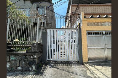 Casa à venda com 153m², 4 quartos e 1 vagaFachada