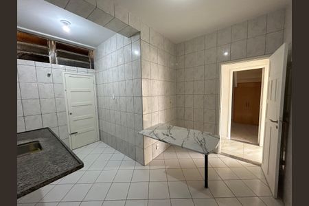 Casa à venda com 153m², 4 quartos e 1 vagaCozinha