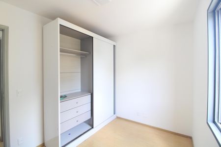 Quarto 1 de apartamento para alugar com 2 quartos, 53m² em Jardim Neide, São Paulo