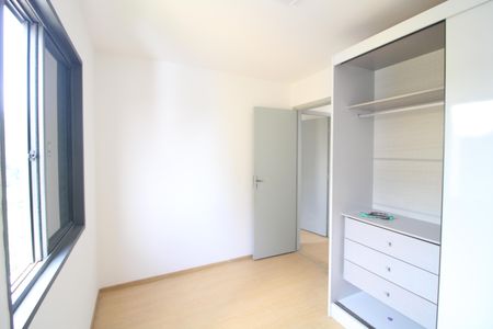 Quarto 1 de apartamento para alugar com 2 quartos, 53m² em Jardim Neide, São Paulo