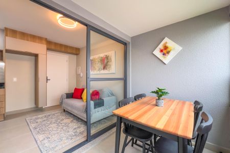 Apartamento para alugar com 39m², 2 quartos e sem vaga Apartamento para alugar com 39m², 2 quartos e sem vagaVaranda