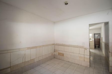 Sala de casa para alugar com 1 quarto, 0m² em Itaúna, São Gonçalo