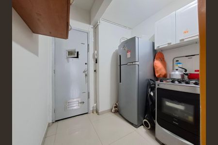 Cozinha  de apartamento à venda com 1 quarto, 25m² em Centro, Rio de Janeiro