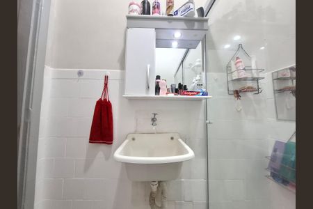 Banheiro  de apartamento à venda com 1 quarto, 25m² em Centro, Rio de Janeiro