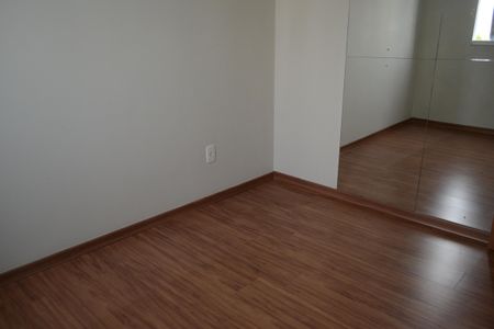 Apartamento para alugar com 2 quartos, 40m² em Parque Santa Rosa, Suzano