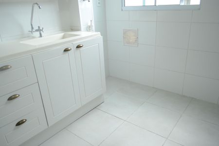 Apartamento para alugar com 2 quartos, 40m² em Parque Santa Rosa, Suzano