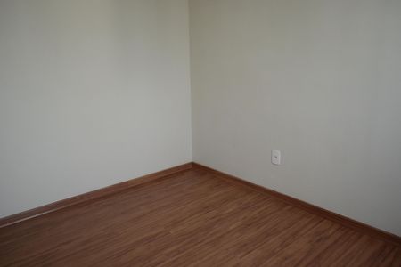 Apartamento para alugar com 2 quartos, 40m² em Parque Santa Rosa, Suzano