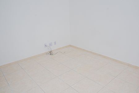 Sala de apartamento para alugar com 2 quartos, 44m² em Cosmos, Rio de Janeiro