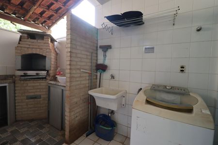 Apartamento para alugar com 79m², 2 quartos e 1 vagaÁrea de Serviço