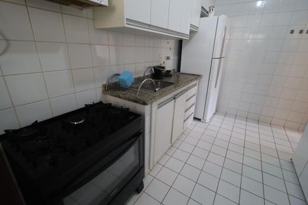 Apartamento para alugar com 79m², 2 quartos e 1 vagaCozinha