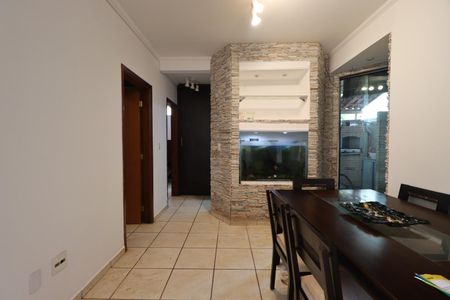 Apartamento para alugar com 79m², 2 quartos e 1 vagaSala