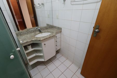 Apartamento para alugar com 79m², 2 quartos e 1 vagaBanheiro