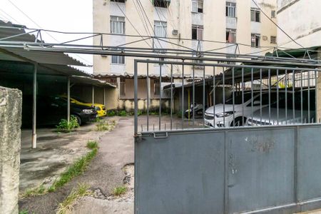 Apartamento à venda com 75m², 2 quartos e 1 vagaFachada do Prédio