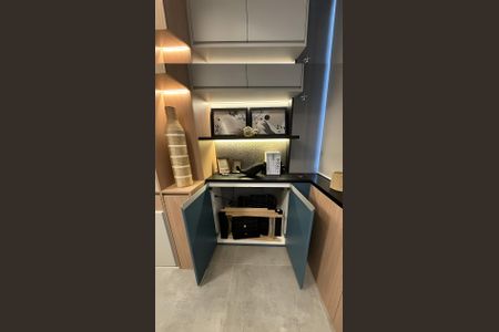 Apartamento para alugar com 4 quartos, 226m² em Pompeia, São Paulo