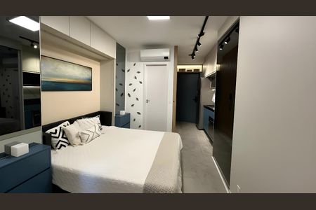 Apartamento para alugar com 4 quartos, 226m² em Pompeia, São Paulo