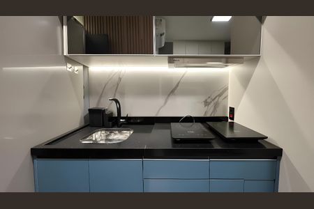 Apartamento para alugar com 4 quartos, 226m² em Pompeia, São Paulo