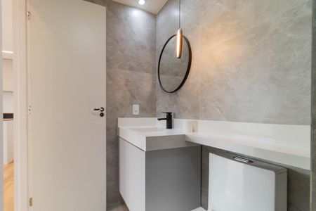 Apartamento para alugar com 47m², 1 quarto e 1 vaga Apartamento para alugar com 47m², 1 quarto e 1 vagaBanheiro