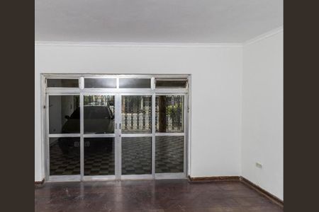 Casa à venda com 90m², 2 quartos e 2 vagasFoto 02