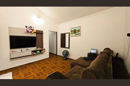 Casa à venda com 150m², 3 quartos e 2 vagas