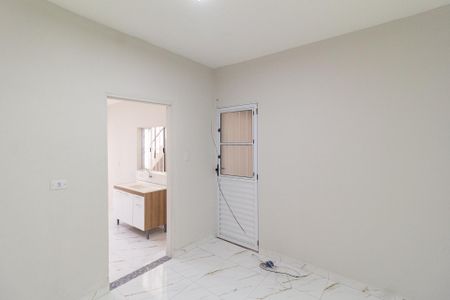 Sala de casa para alugar com 1 quarto, 46m² em Vila Silviania, Carapicuíba