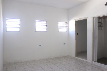 Casa à venda com 120m², 2 quartos e 1 vagaSuíte