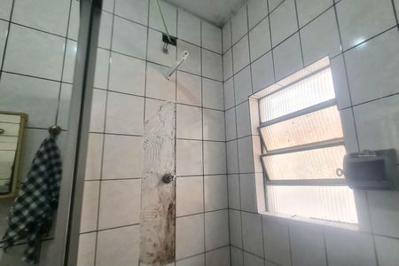 Casa à venda com 120m², 2 quartos e 1 vagaBanheiro social