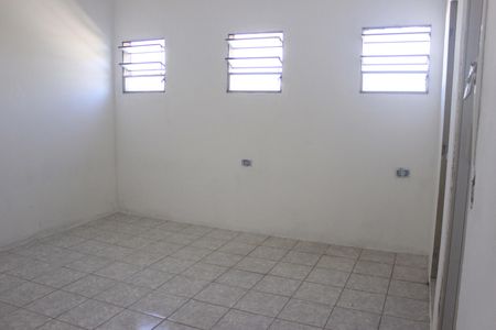 Casa à venda com 120m², 2 quartos e 1 vagaSuíte