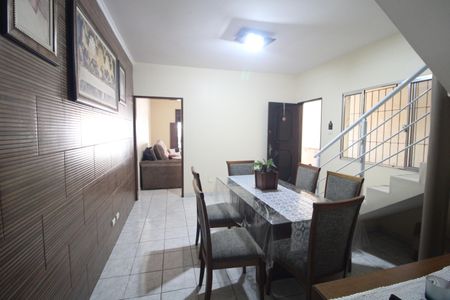 Sala de jantar de casa para alugar com 3 quartos, 250m² em Jardim Varginha, São Paulo