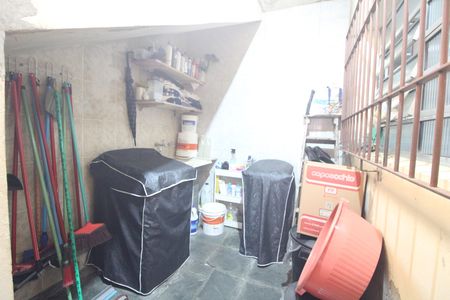 Casa à venda com 250m², 3 quartos e 2 vagasLavanderia