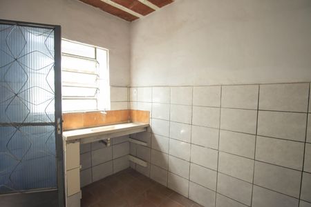 Cozinha de casa para alugar com 2 quartos, 37m² em Itaúna, São Gonçalo