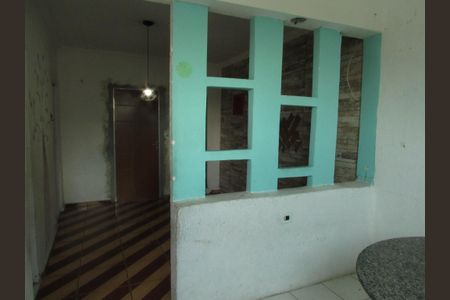Sala de casa para alugar com 2 quartos, 50m² em Bussocaba, Osasco