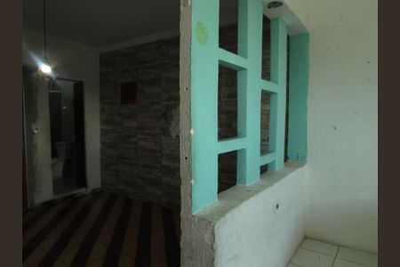 Sala de casa para alugar com 2 quartos, 50m² em Bussocaba, Osasco