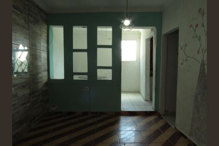 Sala de casa para alugar com 2 quartos, 50m² em Bussocaba, Osasco