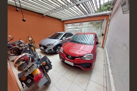 Casa à venda com 215m², 3 quartos e 2 vagas