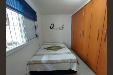 Casa à venda com 3 quartos, 215m² em Jardim Patente Novo, São Paulo