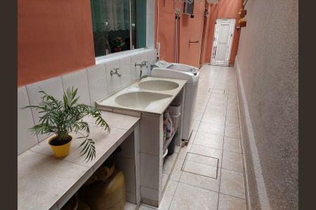 Casa à venda com 3 quartos, 215m² em Jardim Patente Novo, São Paulo