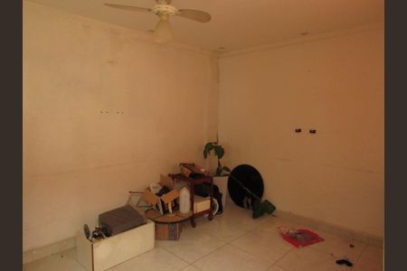 Sala de casa para alugar com 2 quartos, 60m² em Bussocaba, Osasco