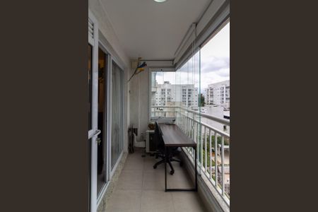 Varanda Sala de apartamento à venda com 2 quartos, 61m² em Vila Isa, São Paulo