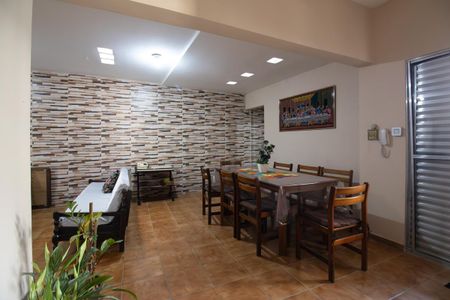 Casa à venda com 3 quartos, 253m² em Jardim Lisboa, São Paulo