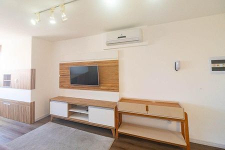 Sala de apartamento para alugar com 2 quartos, 55m² em Floresta, Porto Alegre