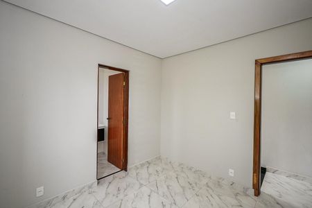 Casa para alugar com 126m², 4 quartos e 1 vagaSuíte 