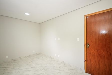 Casa para alugar com 126m², 4 quartos e 1 vagaQuarto 1