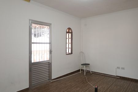 Sala de casa para alugar com 2 quartos, 120m² em Vila Reis, São Paulo