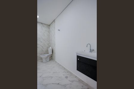 Casa para alugar com 150m², 4 quartos e 1 vaga Casa para alugar com 150m², 4 quartos e 1 vagaBanheiro 2