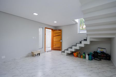 Casa para alugar com 150m², 4 quartos e 1 vaga Casa para alugar com 150m², 4 quartos e 1 vagaSala