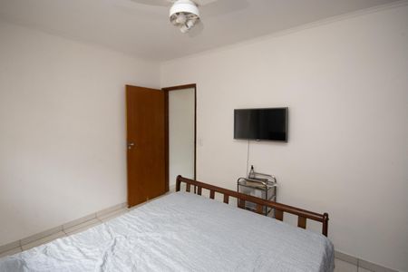 Casa à venda com 180m², 3 quartos e 3 vagas Casa à venda com 180m², 3 quartos e 3 vagasQuarto 3